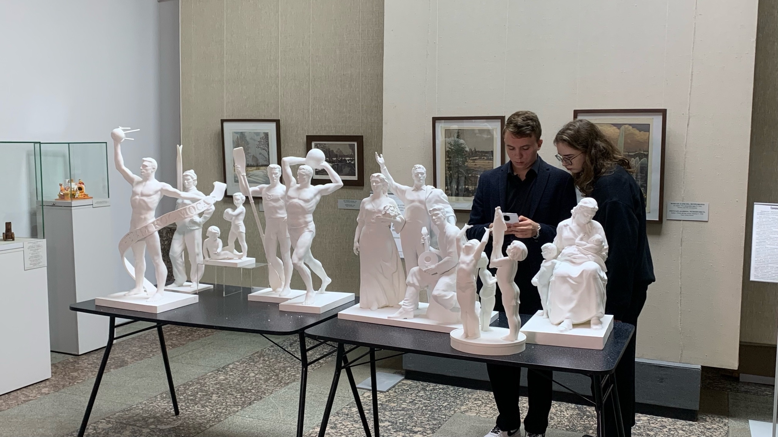 «Скульптурные истории. Искусство и технологии». Выставка 3D-макетов утраченных скульптур города Мурманска