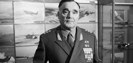 родился Александр Евгеньевич Яковлев 