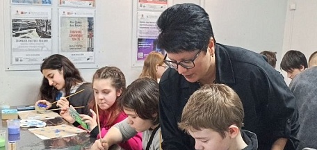 22 января в Мурманском областном художественном музее для учащихся школы №45 состоялась творческая встреча «Живопись в русской сказке. В.М. Васнецов»