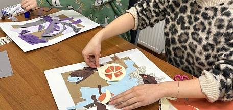 Анна Векслер провела мастер-класс «Абстрактный натюрморт» для студентов колледжа искусств