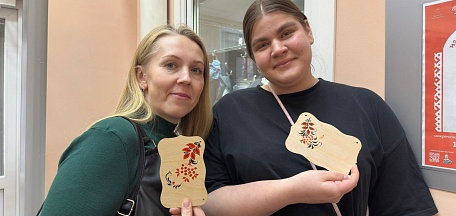 Обучающий мастер-класс по направлению «Хохломская роспись»