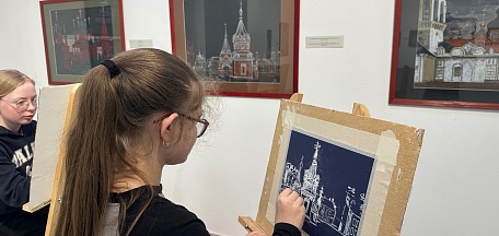 Графическое путешествие по выставке картин Андрея Блиока