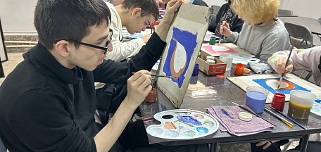 «Знакомьтесь: гуашь!». Мастер-класс из серии «Секреты мастерства»