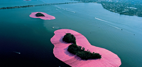 «Христо, Жанна-Клод и Дэмиен Хёрст: ткань эфемерного и "memento mori"»