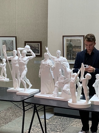 «Скульптурные истории. Искусство и технологии». Выставка 3D-макетов утраченных скульптур города Мурманска