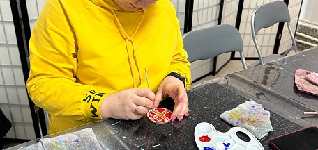 «Саамские узоры». Мастер-класс по росписи магнита