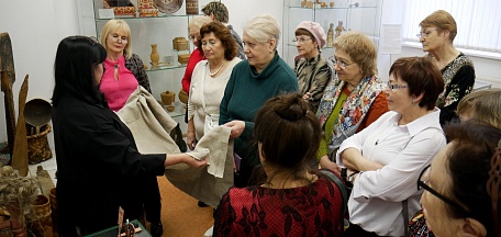 Встреча с Клубом старшего поколения на выставке «Делу время – потехе час»