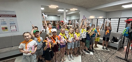 2 августа в главном здании Мурманского областного художественного музея состоялось мероприятие «Сокровища музея. Дымковская игрушка»