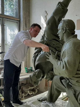 Демонстрационный мастер-класс по созданию скульптурного портрета