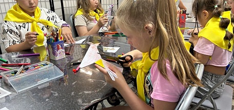 2 августа в главном здании Мурманского областного художественного музея состоялось мероприятие «Сокровища музея. Дымковская игрушка»