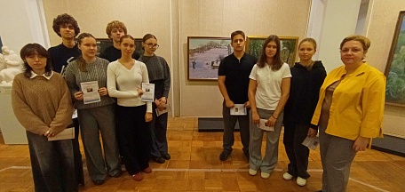 В главном здании состоялся есенинский музейный урок