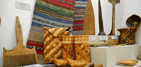 Музейный урок по выставке «Делу время – потехе час»