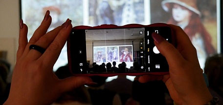 В музее состоялась лекция о жизни и творчестве Огюста Ренуара