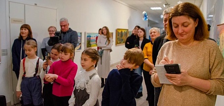 Торжественное открытие юбилейной выставки живописи Валентины Ивановны Петровой «Север – моя любовь»