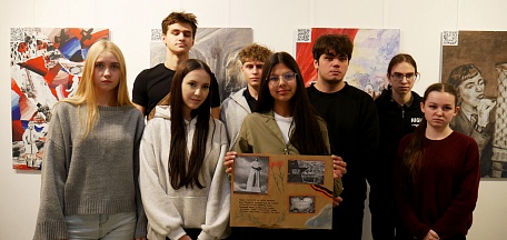 Час истории «Слава отстоявшим эту Землю» для студентов колледжа МАУ