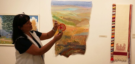 Экскурсия-квест по 50 выставке любительского изобразительного и декоративно-прикладного искусства Мурманской области