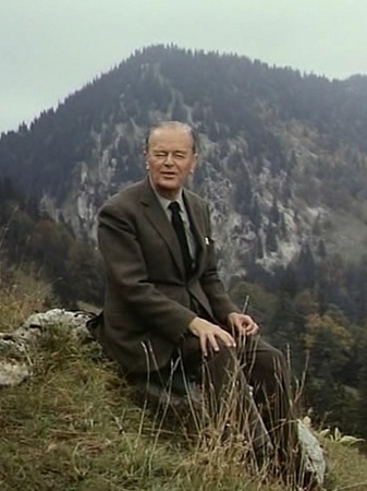 Показ фильма «Поклонение природе» 