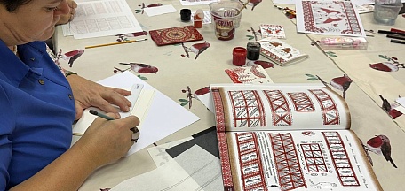 27 сентября в отделе народного искусства и ремесел состоялся День открытых дверей «Рукоделие для взрослых: знакомство с курсами Дома ремесел»