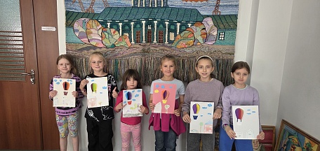 Летний лагерь отправился в путешествие на воздушном шаре!