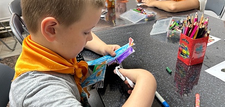 2 августа в главном здании Мурманского областного художественного музея состоялось мероприятие «Сокровища музея. Дымковская игрушка»