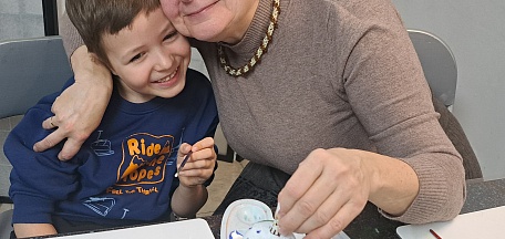 Мастер-класс по росписи елочных шаров «Новогодние узоры»