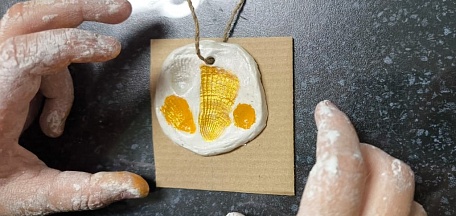 27 августа в главном здании Мурманского областного художественного музея состоялся мастер-класс «Полимерная глина: с чего начать»